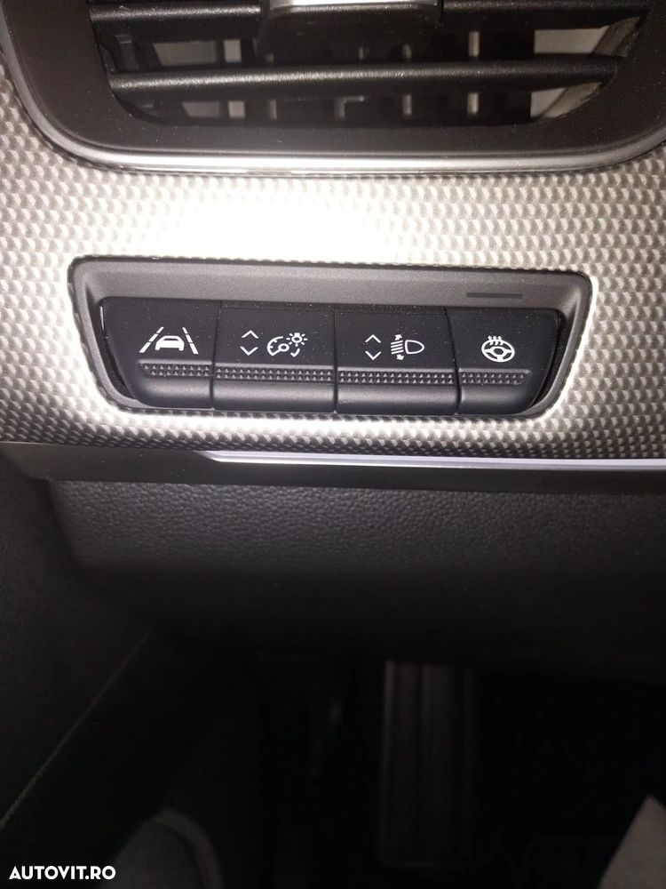 Renault Arkana E-TECH Hybrid 145 Techno - 12