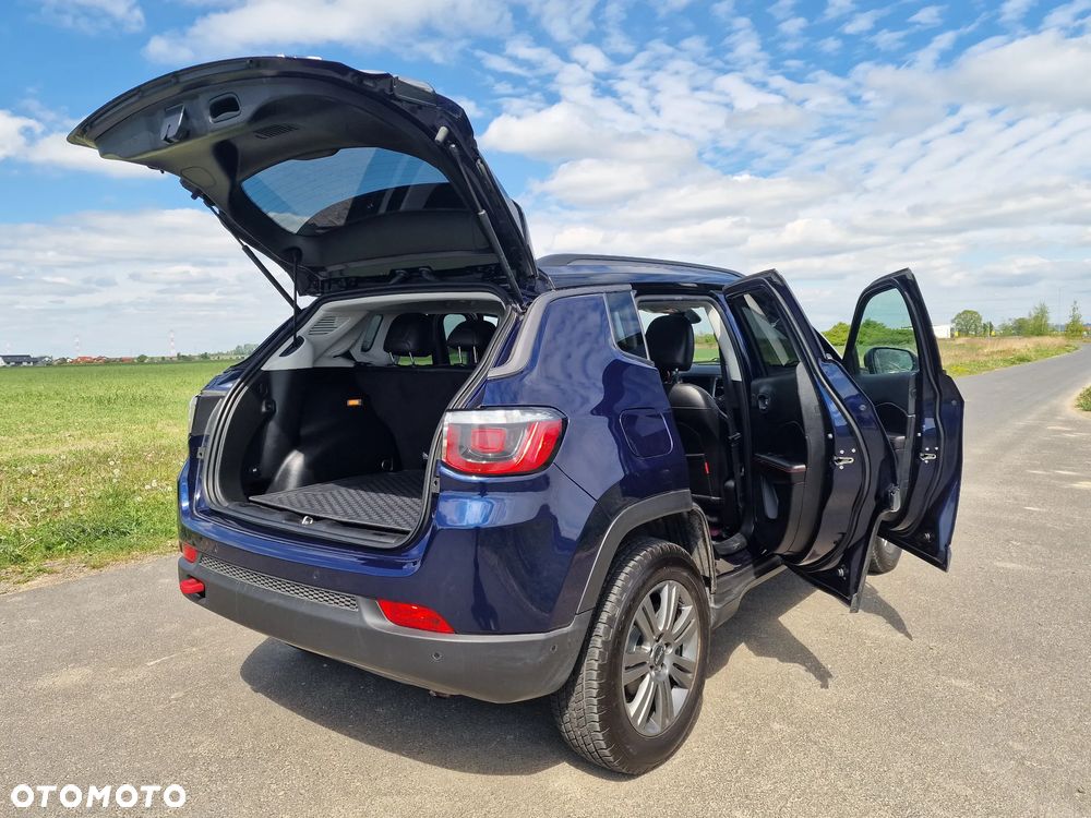 Jeep Compass - 37