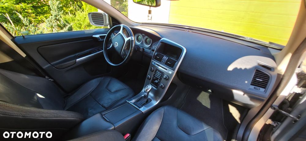 Volvo XC 60 - 12