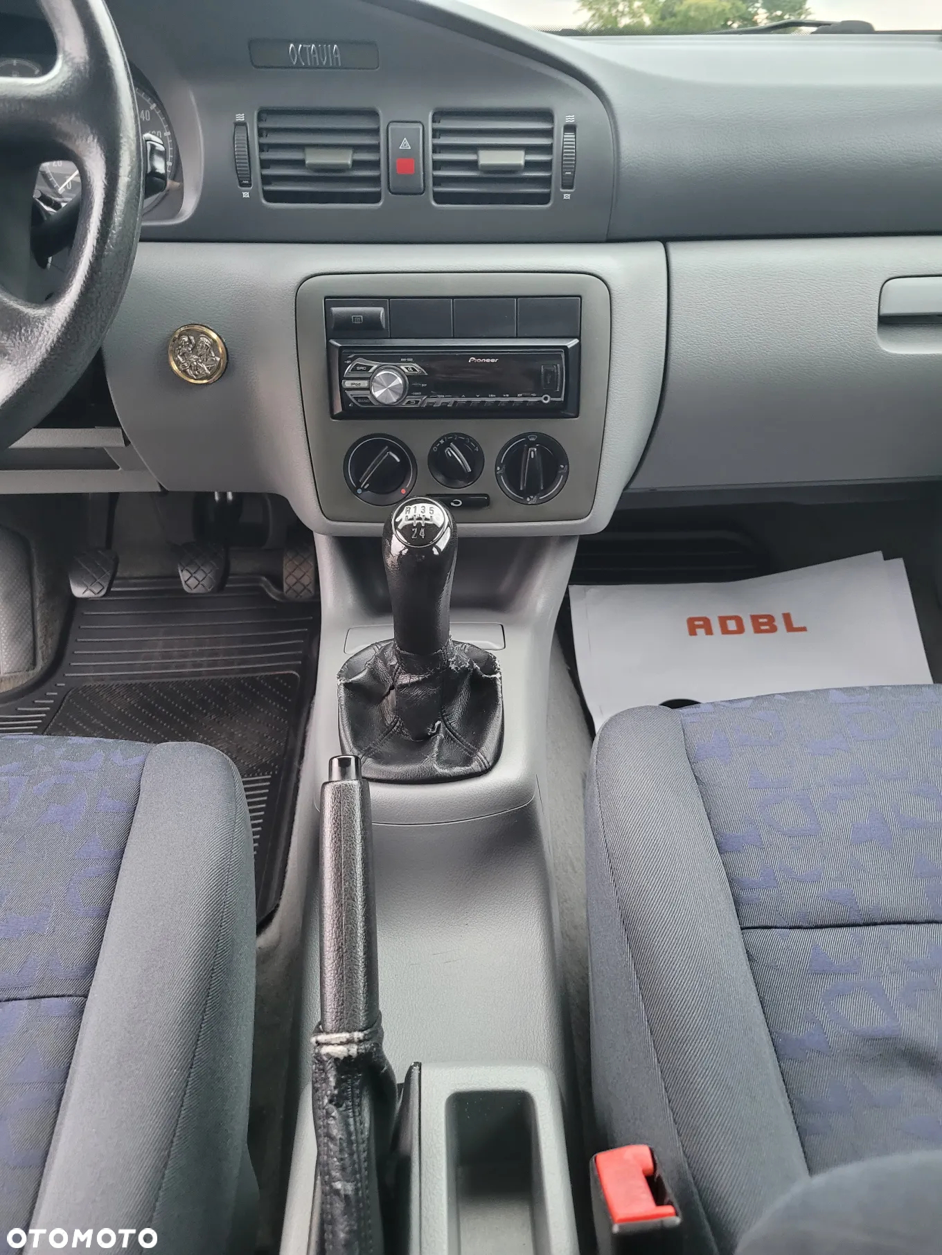 Skoda Octavia 1.6 GLX - 33