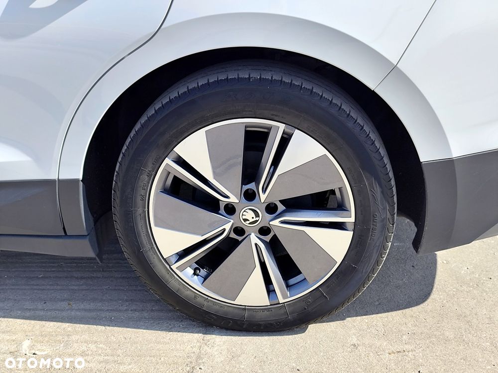 Skoda Enyaq 60 62kWh Clever - 13