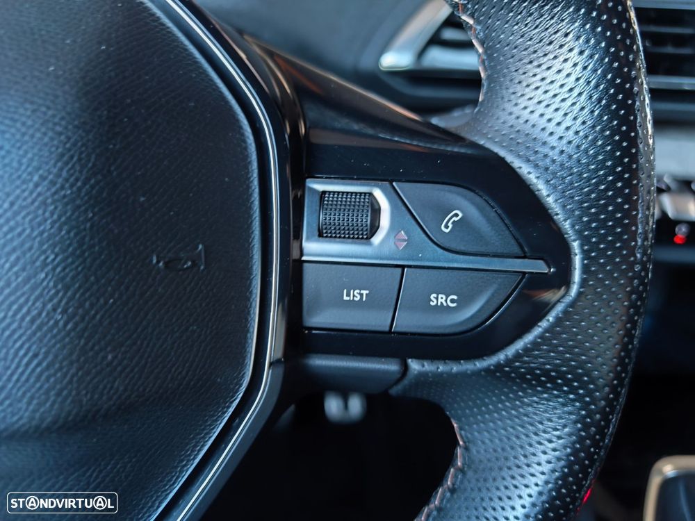 Peugeot 3008 1.5 BlueHDi GT - 16