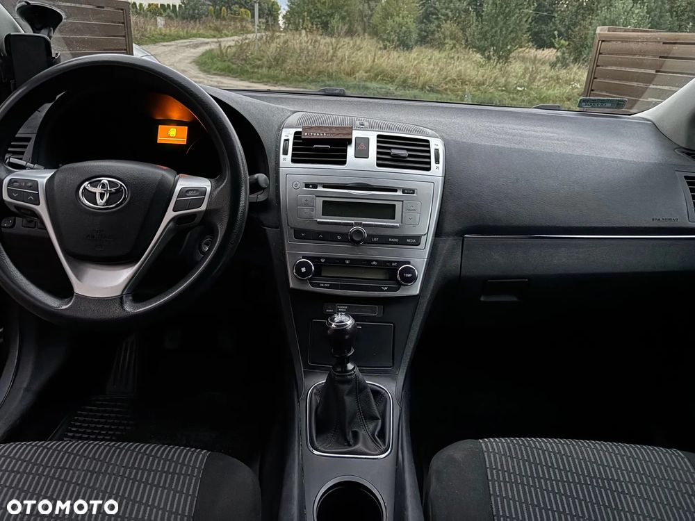 Toyota Avensis 1.8 Luna - 3