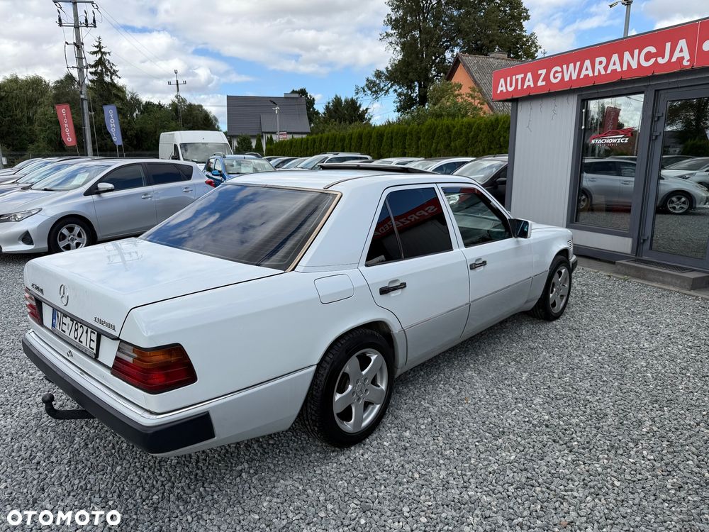 Mercedes-Benz W124 (1984-1993) - 13