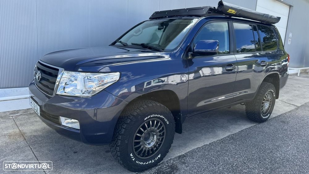 Toyota Land Cruiser VDJ 200 V8 4.5 D-4D - 18