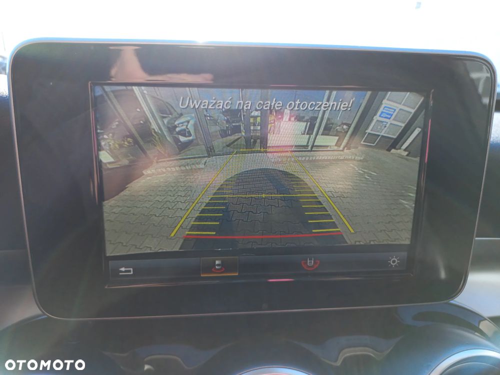 Mercedes-Benz Klasa C 300 7G-TRONIC Avantgarde - 17