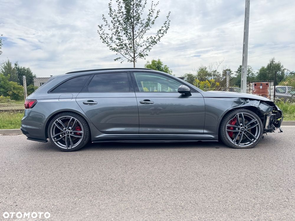 Audi RS4 Avant 2.9 TFSI Quattro Tiptr - 5