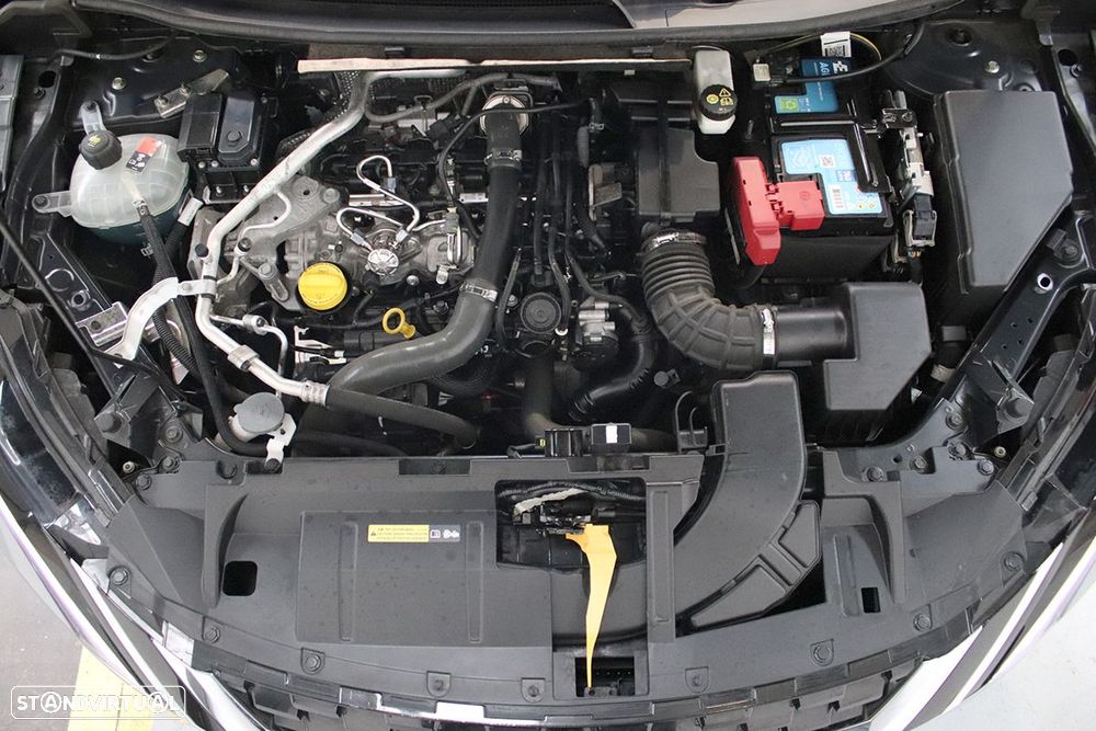 Nissan Qashqai 1.3 DIG-T N-Connecta Xtronic - 28