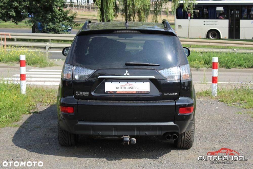 Mitsubishi Outlander - 6