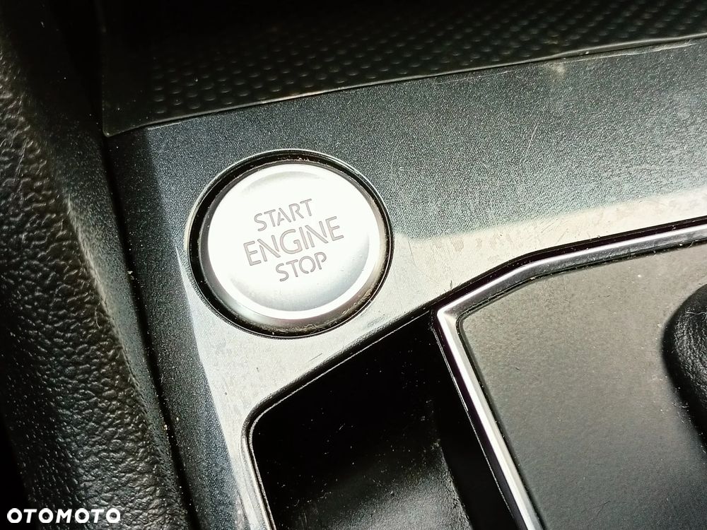 Volkswagen Tiguan - 10