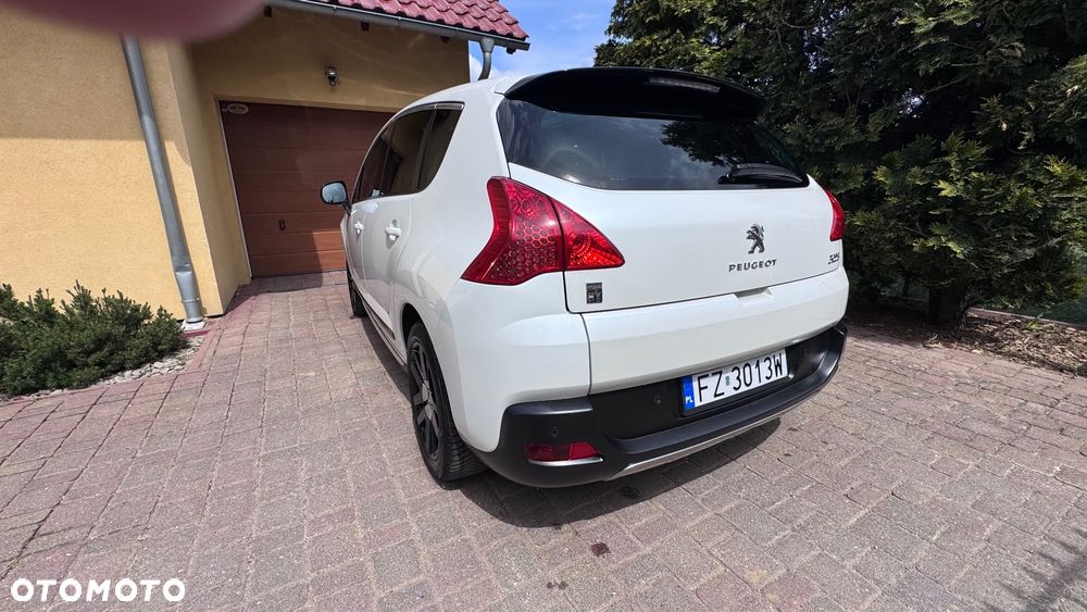 Peugeot 3008 Hybrid4 - 7
