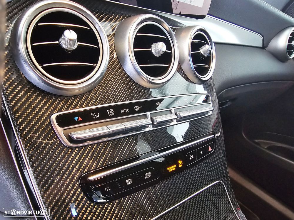 Mercedes-Benz GLC 300 e Coupe 4Matic - 35