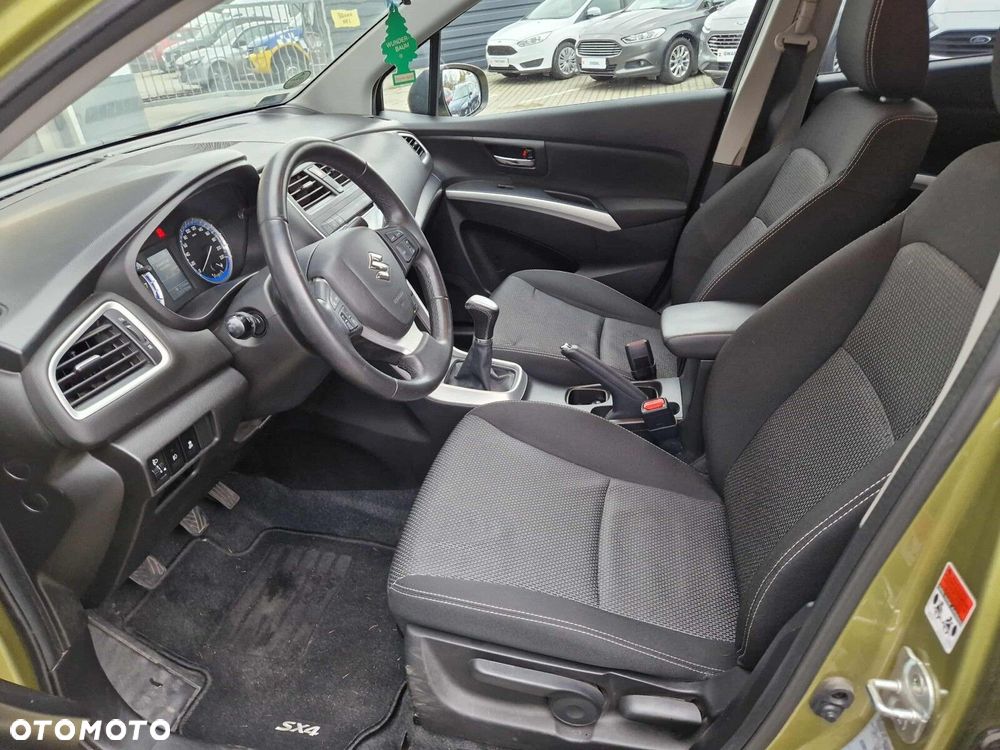 Suzuki SX4 S-Cross - 28