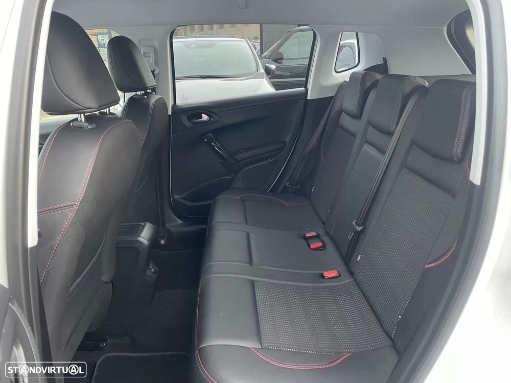 Peugeot 2008 1.2 PureTech GT Line - 18