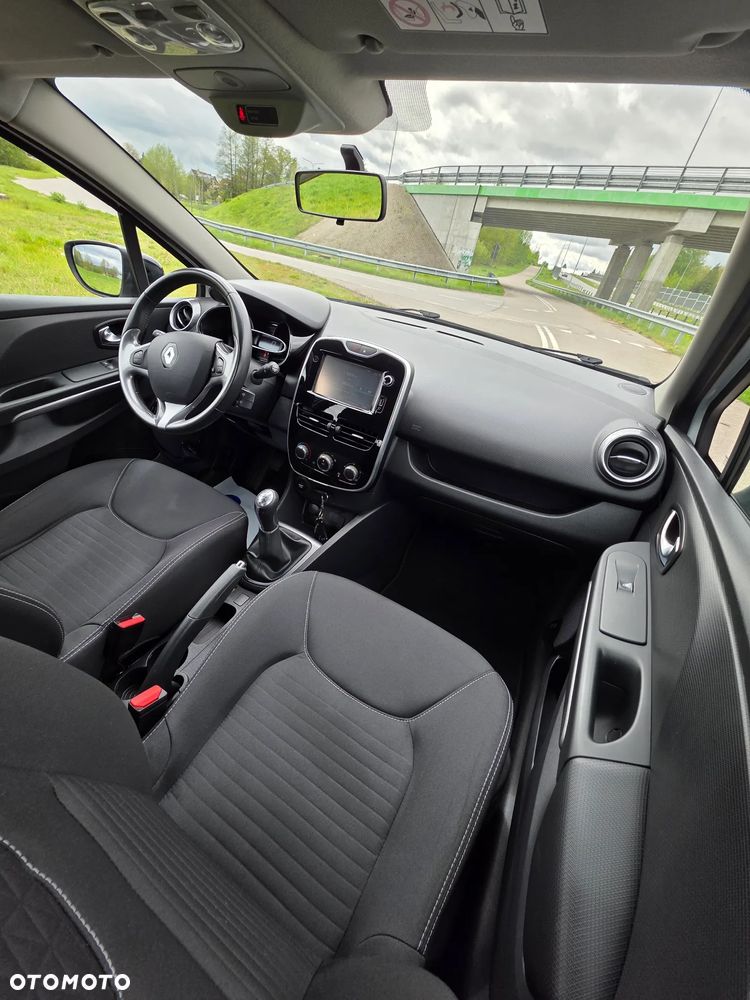 Renault Clio 1.2 16V 75 Limited - 14