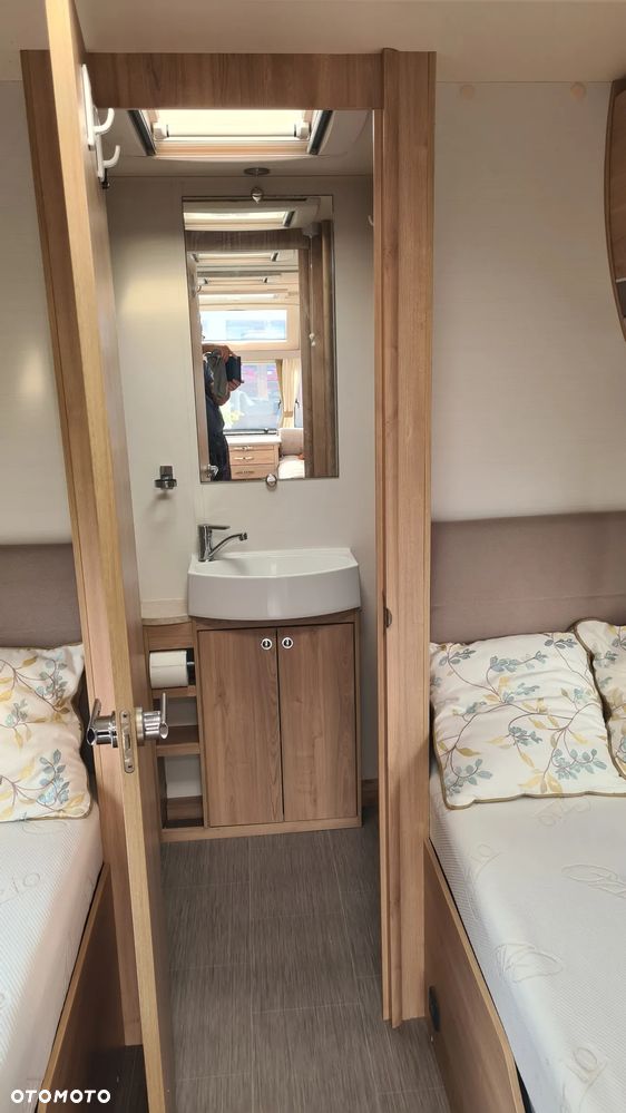 Elddis Avante - 20
