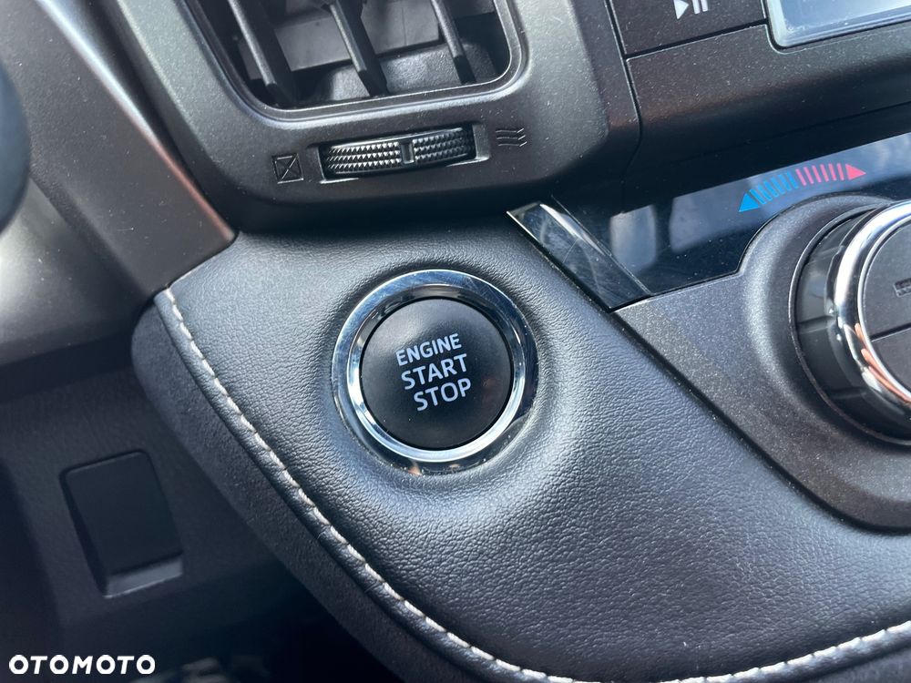 Toyota RAV4 - 20