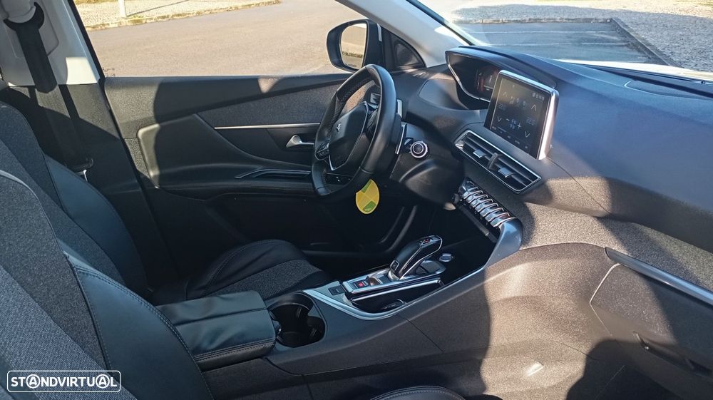 Peugeot 3008 1.6 BlueHDi Allure EAT6 - 11