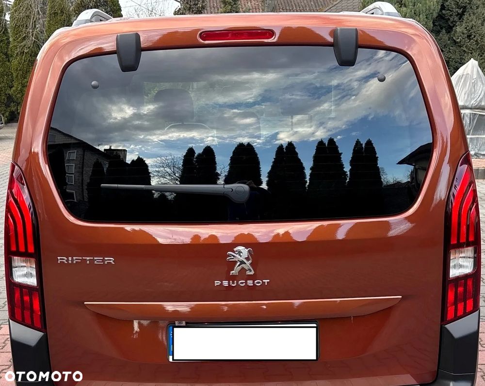 Peugeot Rifter 1.2 PureTech Allure S&S - 2