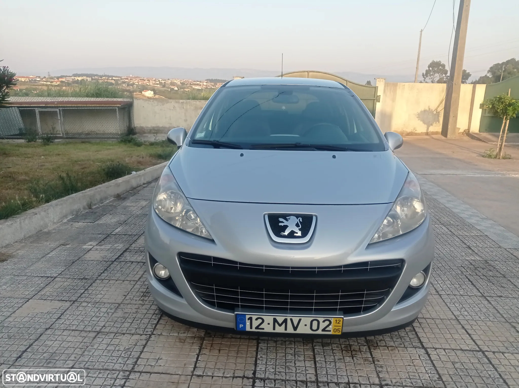 Peugeot 207 1.4 HDi Premium - 3