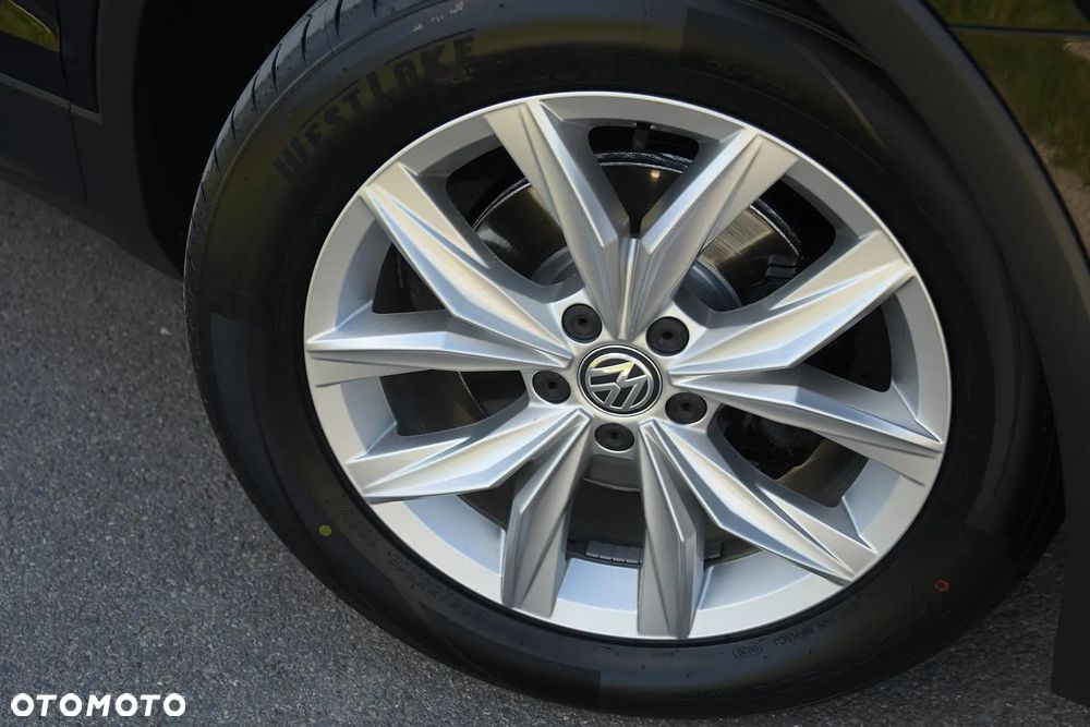 Volkswagen Tiguan - 14