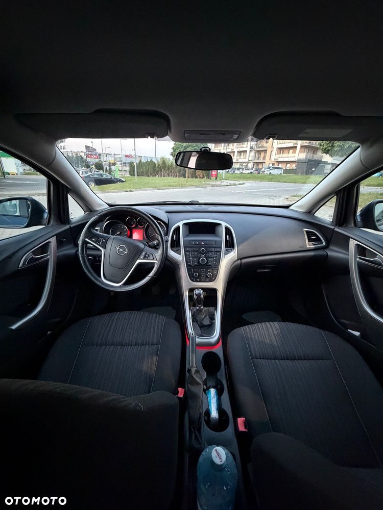 Opel Astra 1.4 Turbo - 10