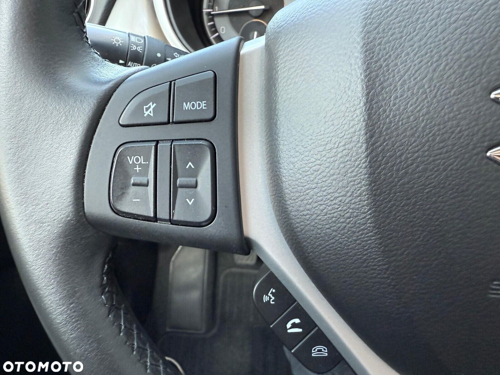 Suzuki Vitara - 23