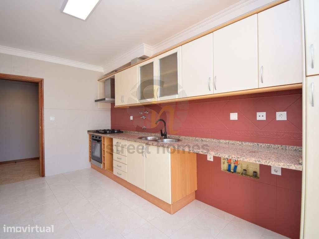 T2 Vista Mar, Garagem e Arrecadação | Ericeira - Grande imagem: 3/23
