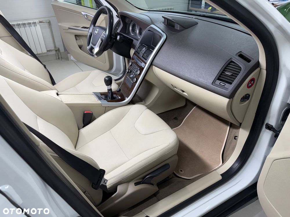 Volvo XC 60 DRIVe R Design - 7