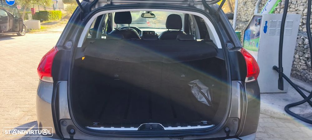 Peugeot 2008 1.4 HDi Active - 15