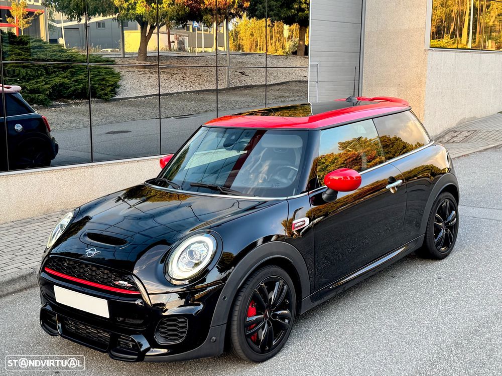 MINI 3 Portas John Cooper Works Auto Desportiva - 3