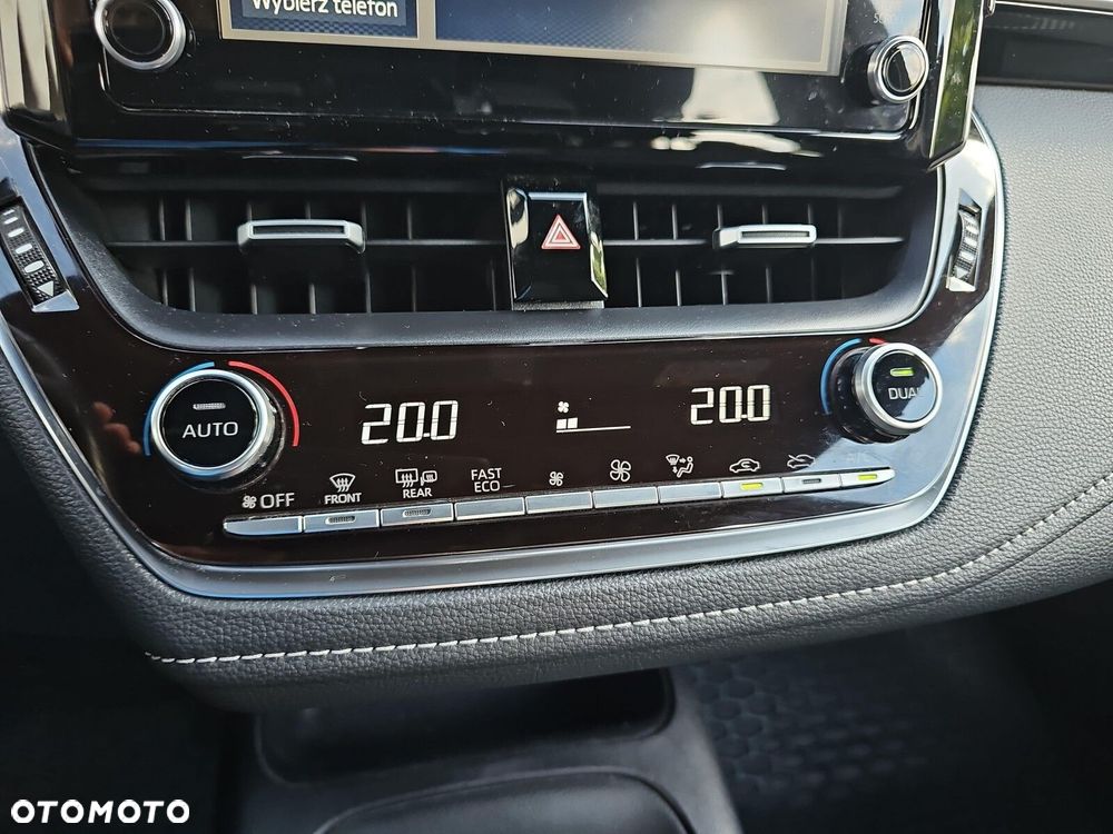 Toyota Corolla - 23