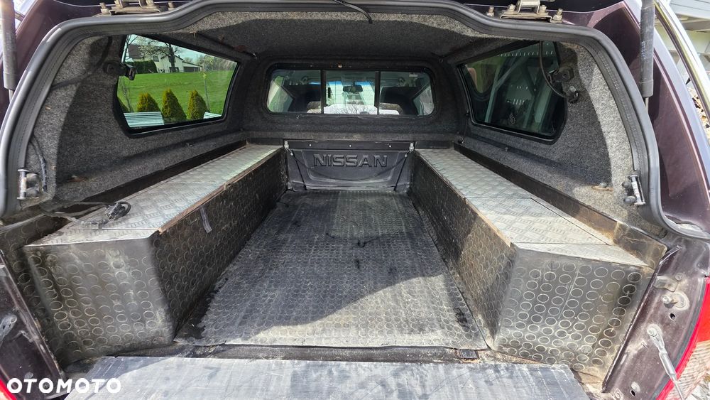 Nissan Navara 2.5 D LE Long EU5 - 15