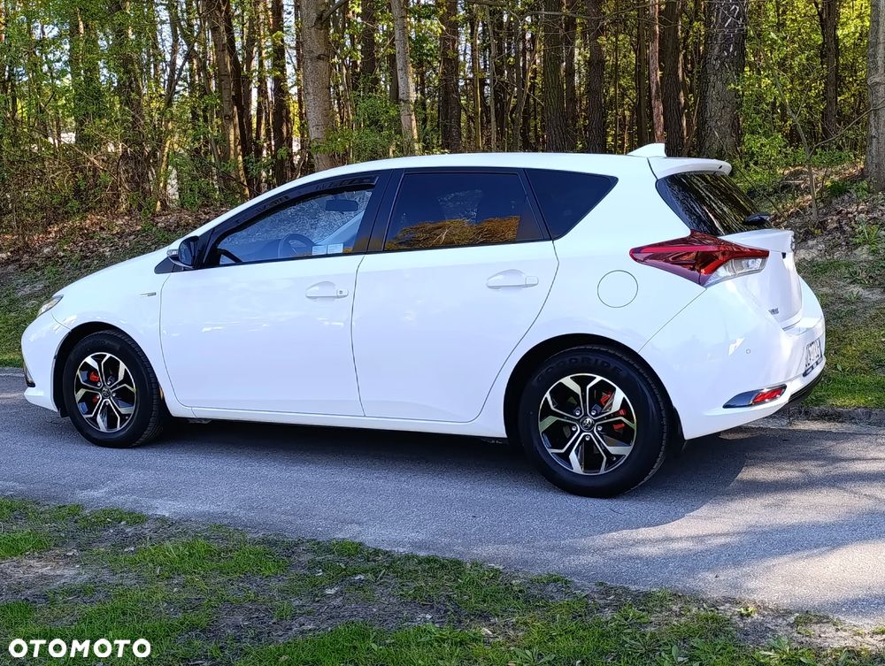 Toyota Auris 1.33 VVT-i Comfort - 11