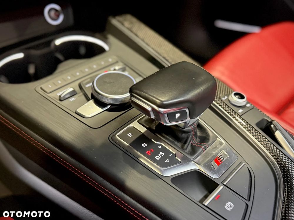 Audi S4 Limousine - 24