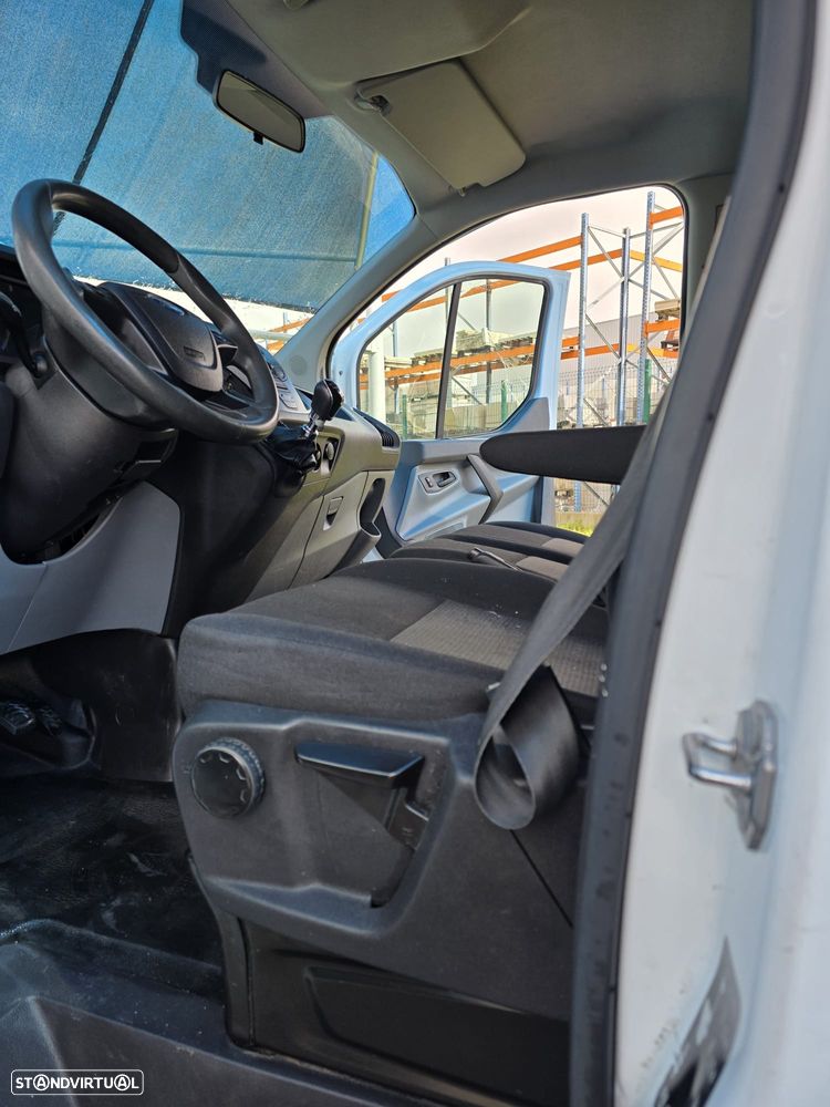 Ford TRANSIT CUSTOM - 13