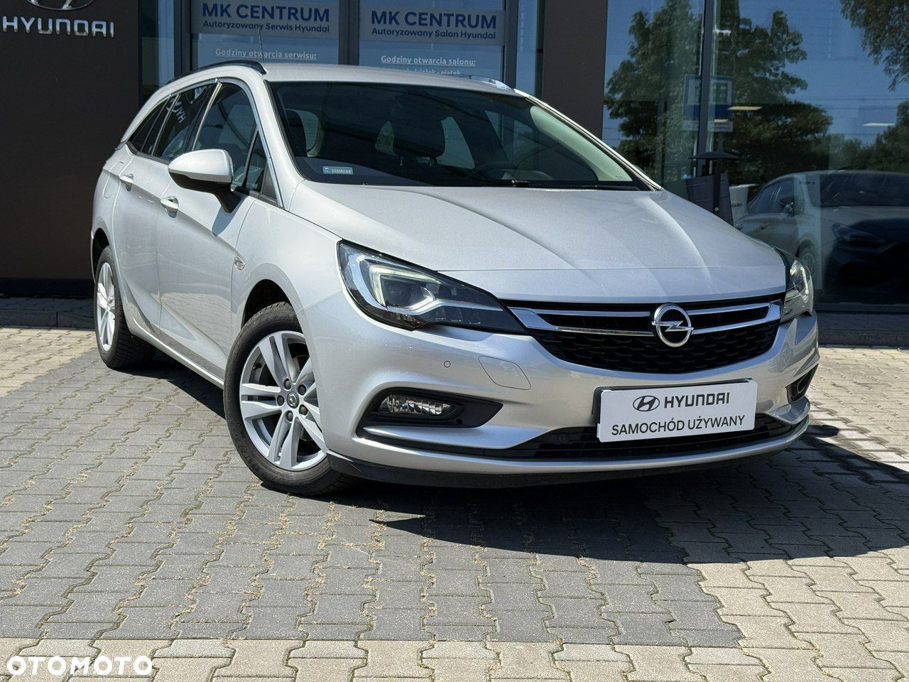 Opel Astra - 2