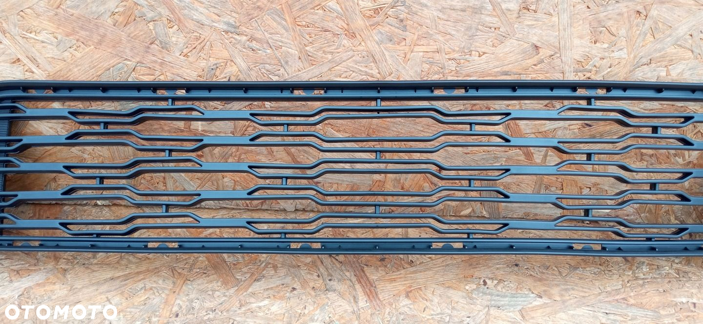 KIA CEED I LIFT 09- ATRAPA KRATKA GRILL ZDERZAKA PRZÓD NOWA 86522-1H500 - 3