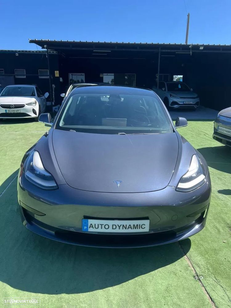 Tesla Model 3 - 2