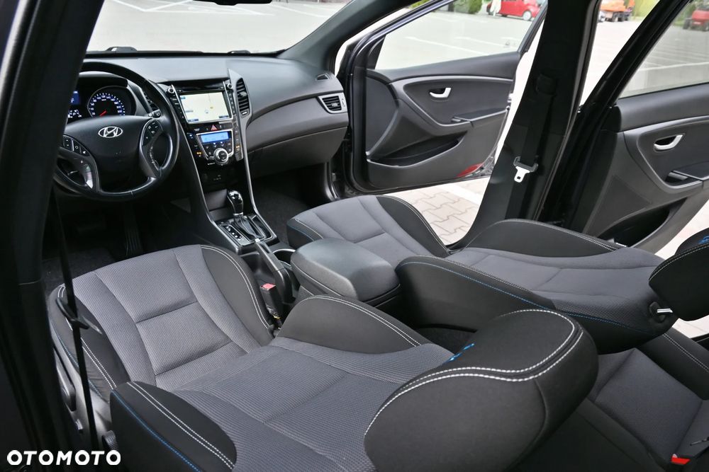 Hyundai i30 1.6 CRDI DCT Passion Plus - 32