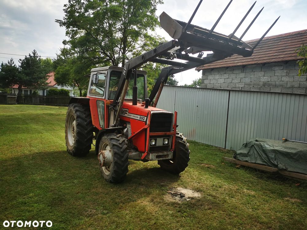 Massey Ferguson MF 590 - 1