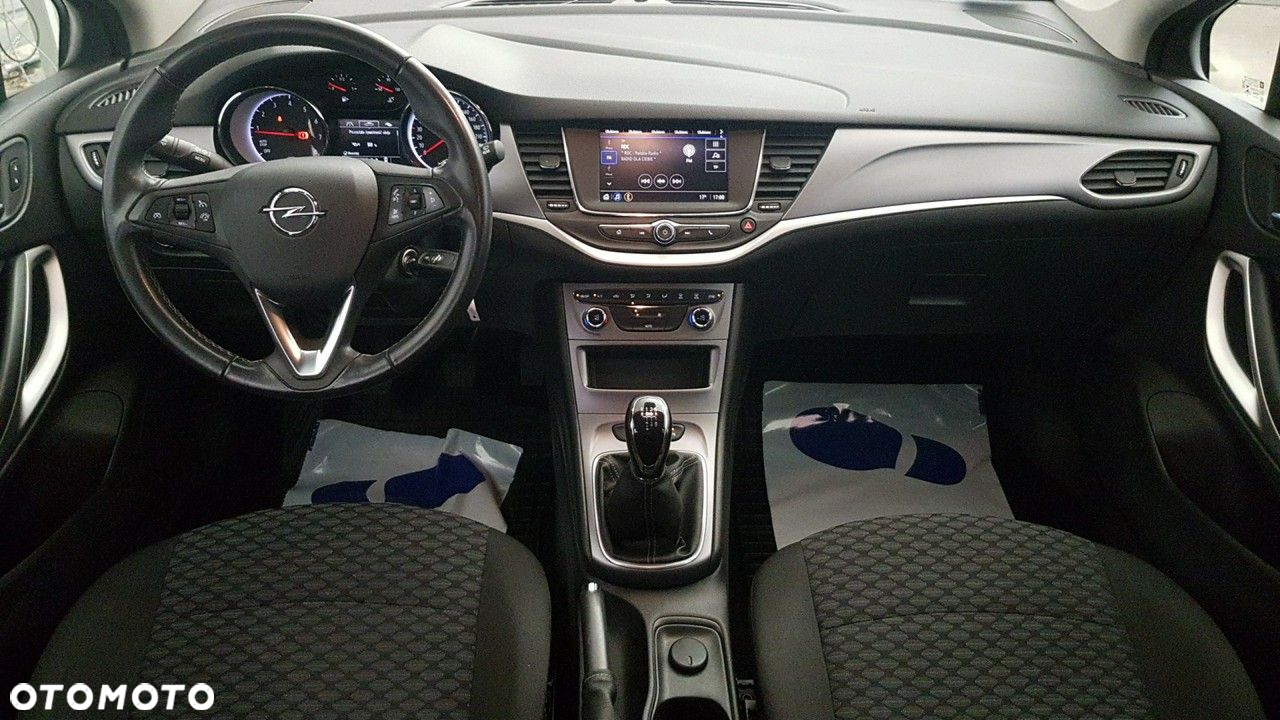 Opel Astra - 20