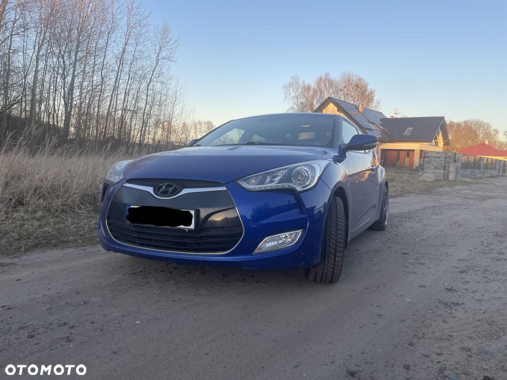 Hyundai Veloster - 1
