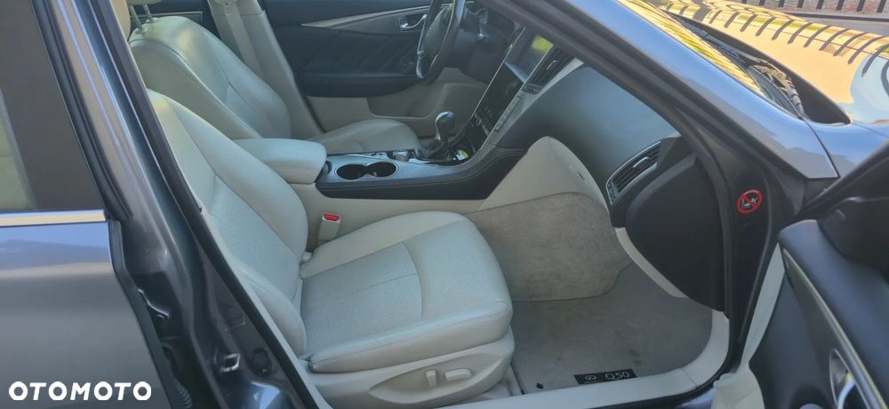 Infiniti Q50 2.0t Premium Sound Studio by Bose - 5