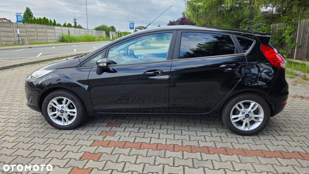 Ford Fiesta 1.0 EcoBoost S&S TITANIUM - 11
