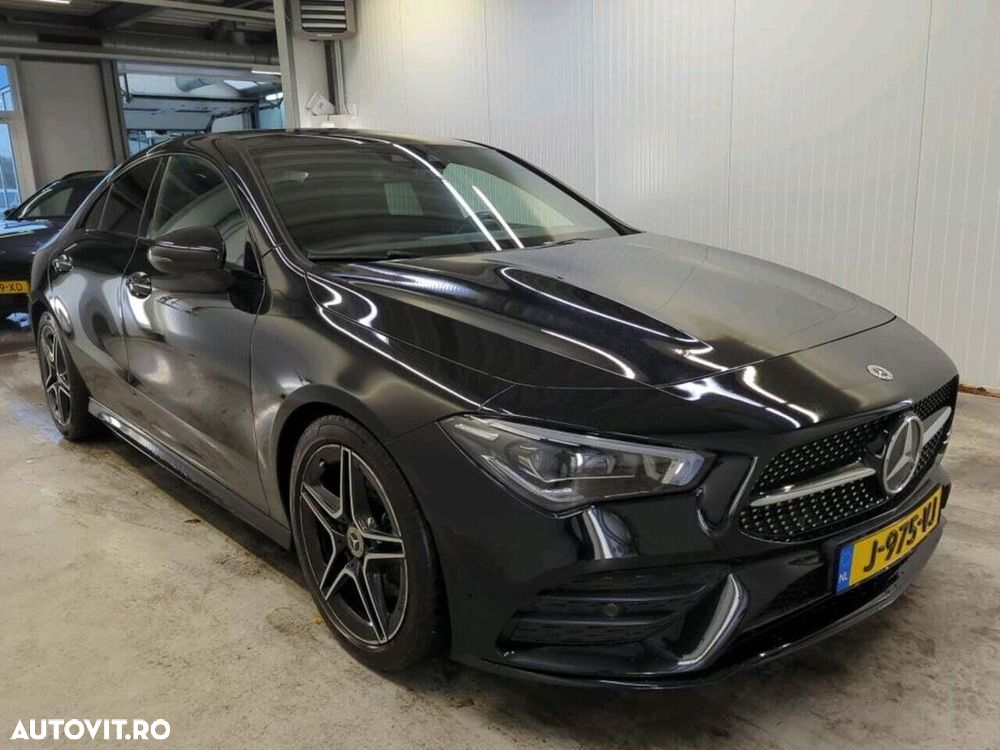 Mercedes-Benz CLA 200 7G-DCT AMG Line - 1