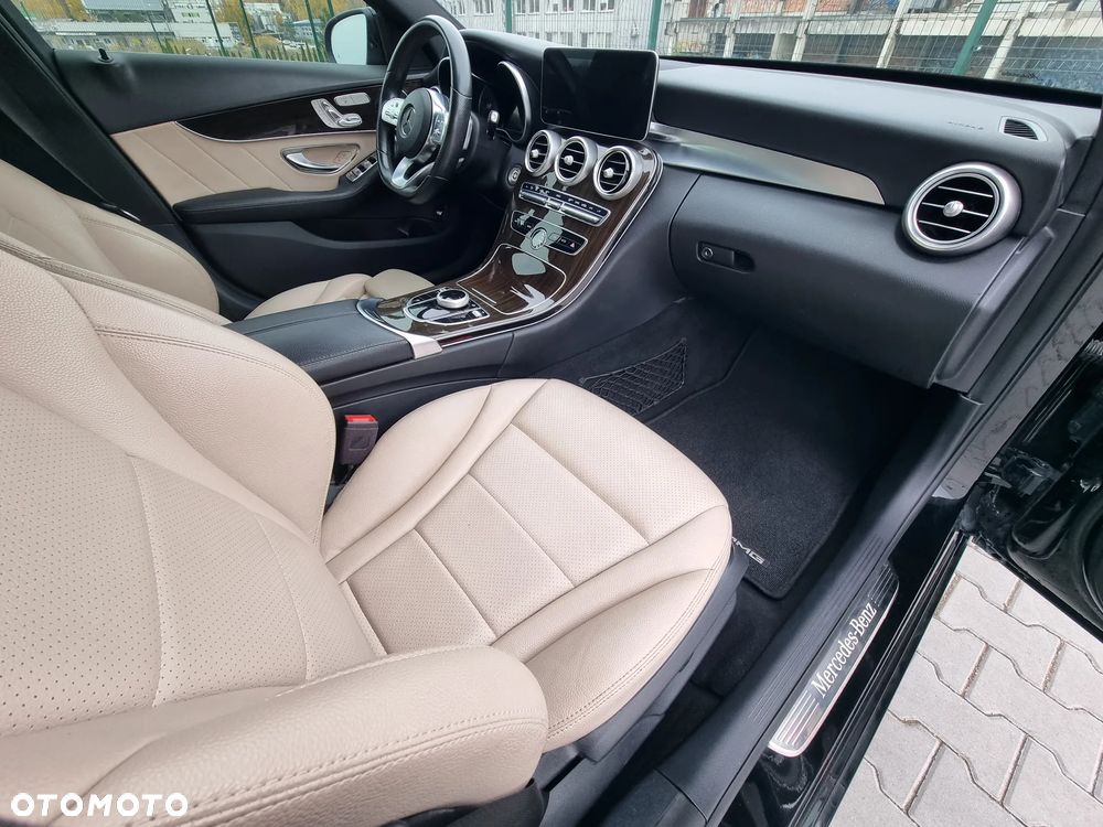 Mercedes-Benz Klasa C - 35