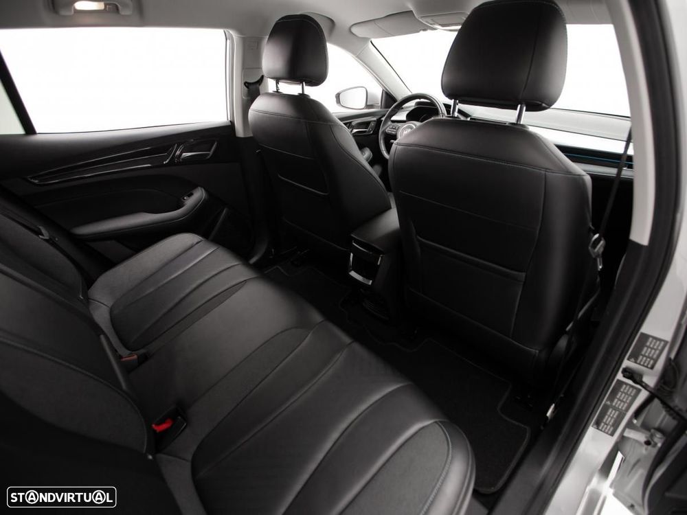 MG MG5 61 kWh Luxury - 11