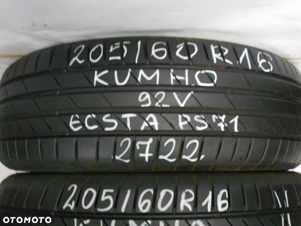 OPONA POJEDYNKA 205/60R16 KUMHO ECSTA PS71 DOT 2923 / 2722 7.7MM - 4