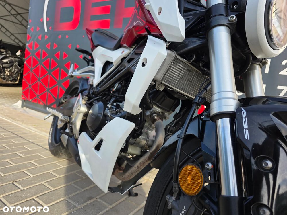 Honda CB - 24